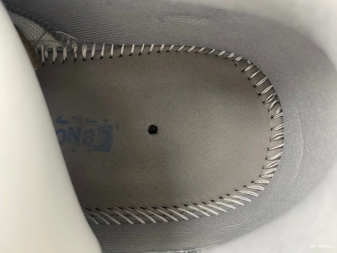 Grey 11 Air Low Jordan AV2187-140 Cement 0520